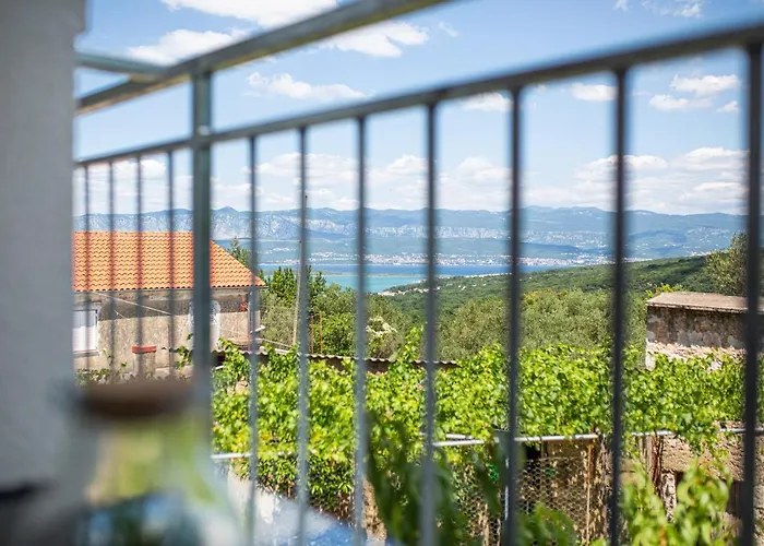 Miko * Sveti Ivan Dobrinjski