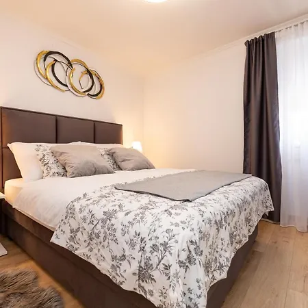 Appartement Miko *
